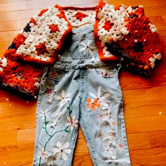 Hand painted Forever 21 overalls - Picture 4 of 7